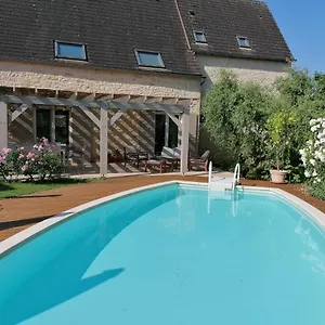 La Relinquiere 3*, Milhac France